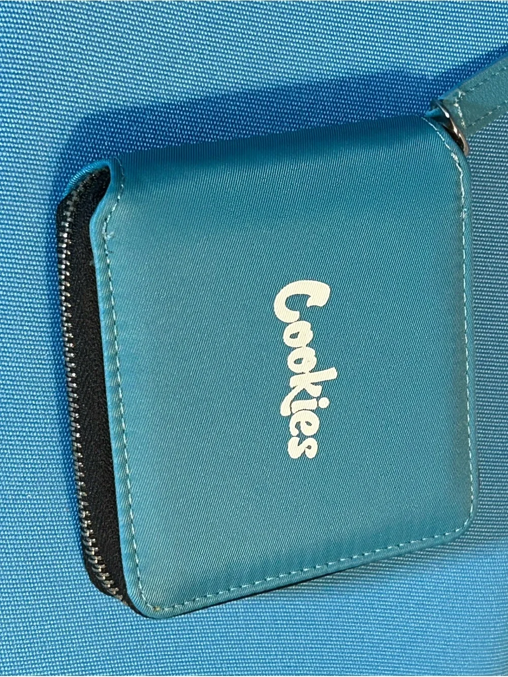 Cookies Men's Teal Zip Wallet